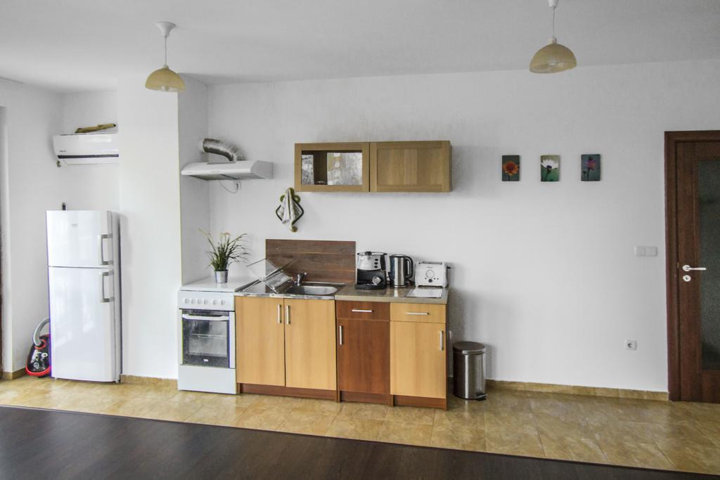 Flora Apartment Centrum Sofia Exterior photo